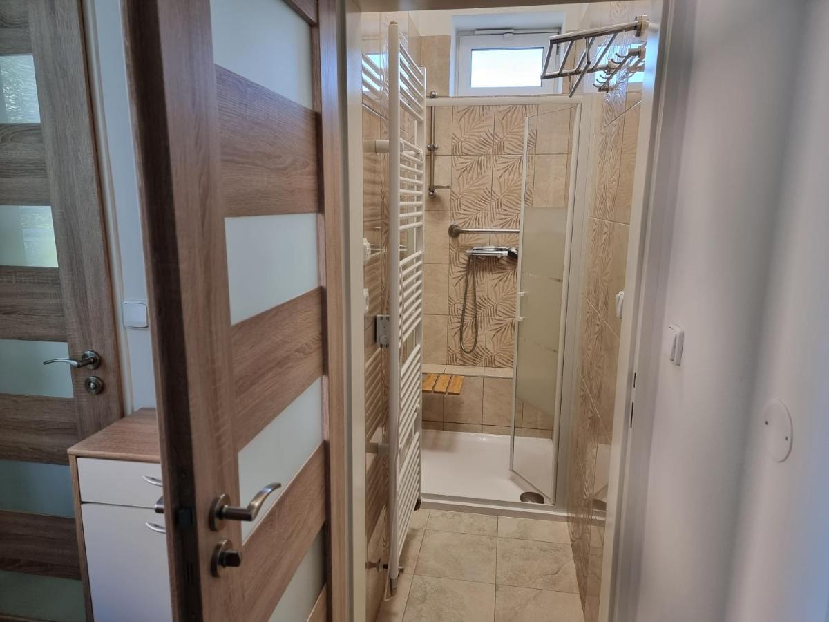 Ferienwohnung Garsoniera Dukla 289 Decin Exterior foto